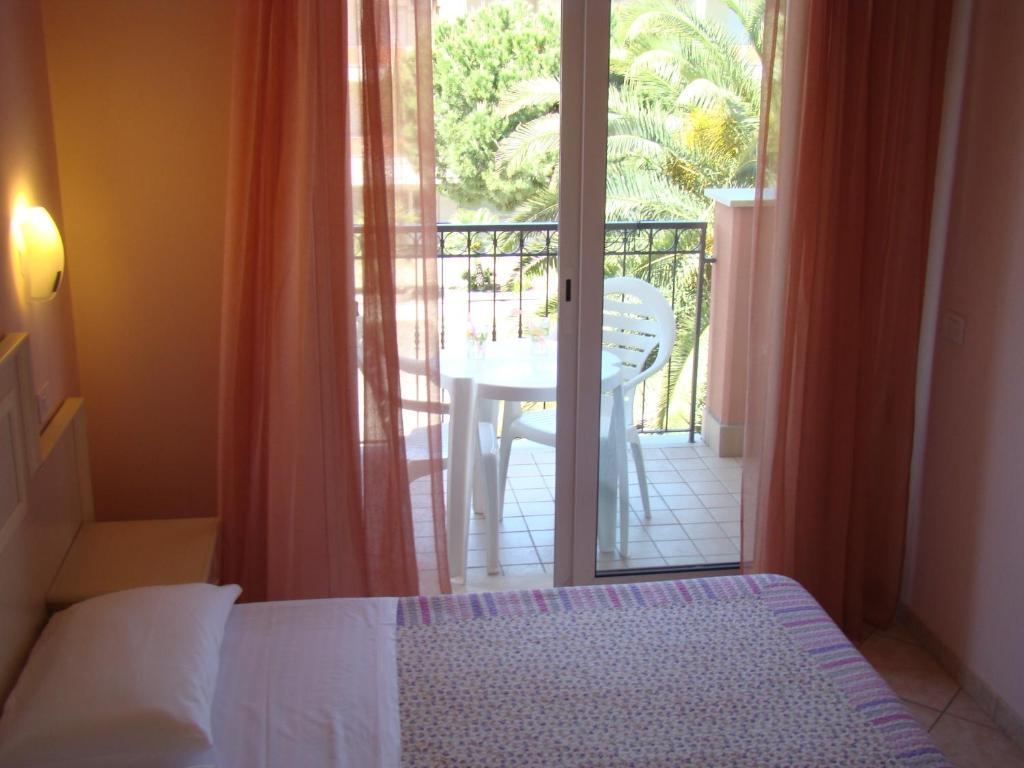 Il Casale Aparthotel Martinsicuro Phòng bức ảnh