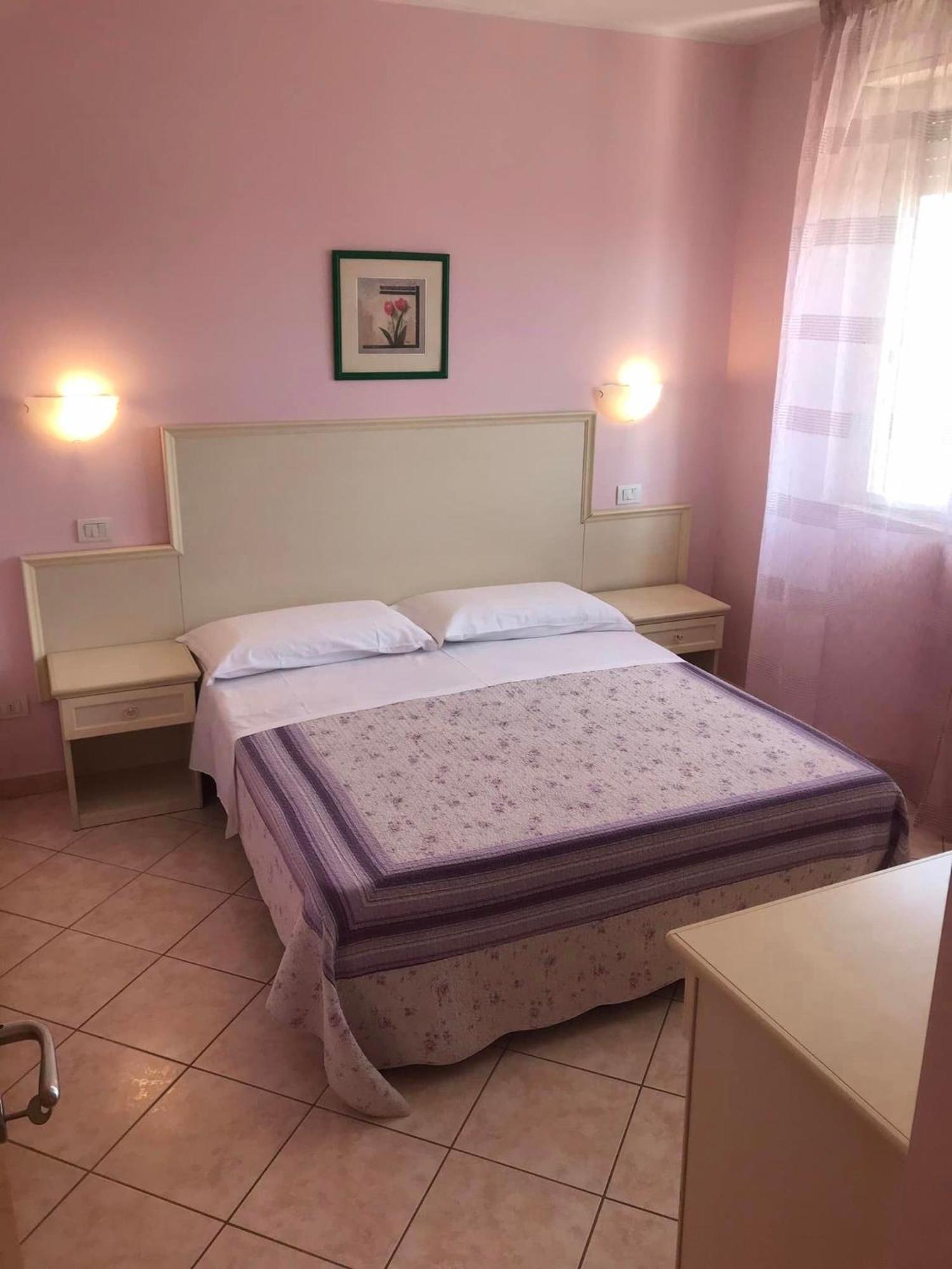Il Casale Aparthotel Martinsicuro Ngoại thất bức ảnh